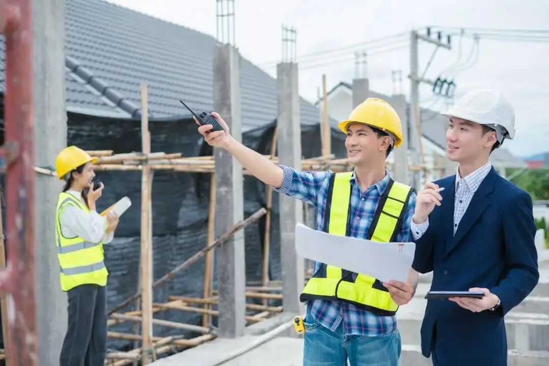The Importance of Effective Communication in Roofing